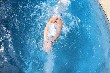 iGarden Swim Jet, sautez les tours et entraînez-vous avec la nage avec résistance